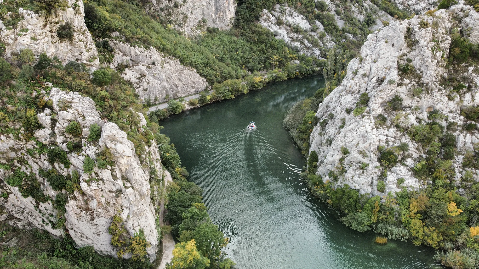 Cetina river gorge with emerald water