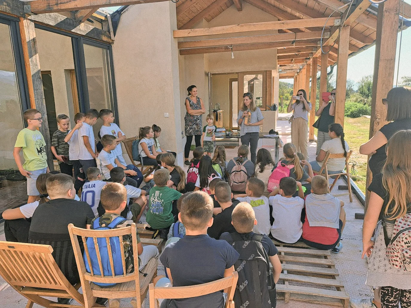 Workshop at Mrvica, hands working the soil